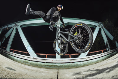 Danny MacAskill Takes To The Streets of Edinburgh