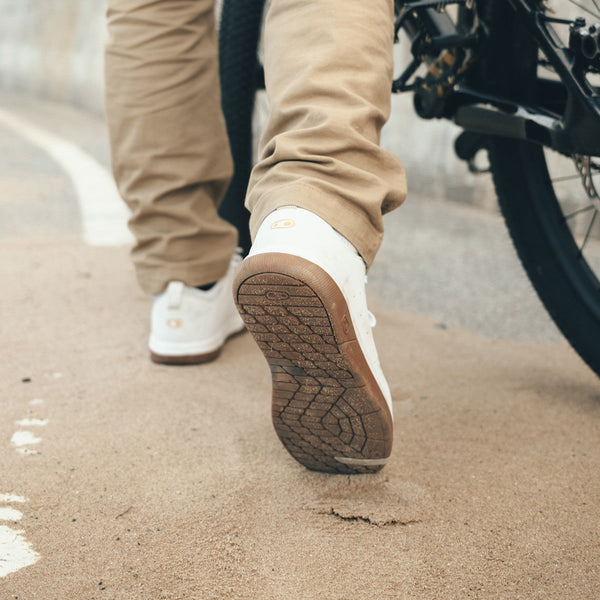 Stamp Street Fabio Flat Shoes - White/Gum