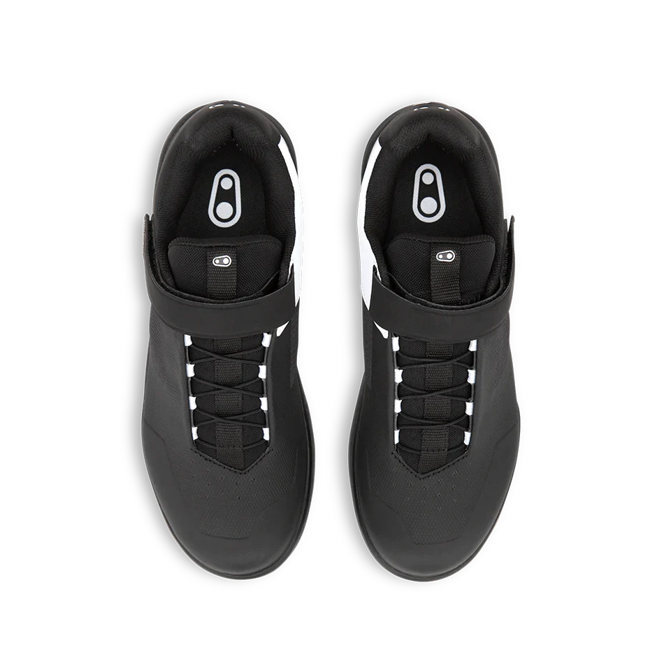 Stamp Speed Lace Flat Shoes - Black/White