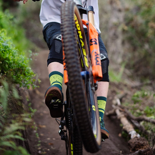 Icon MTB Socks - Petrol/Lime Splatter