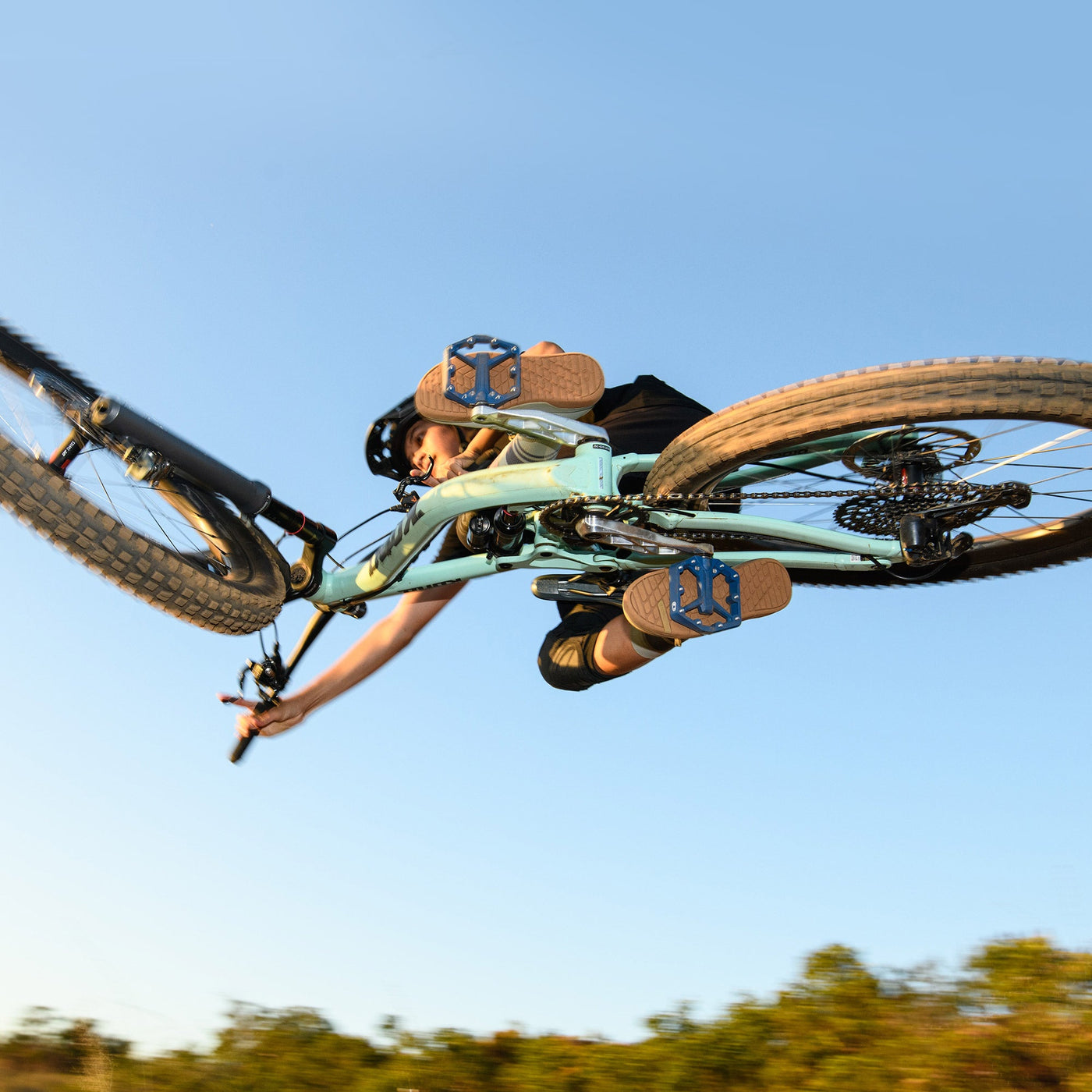 Stamp 1 Gen 2 Large Composite Flat Pedals