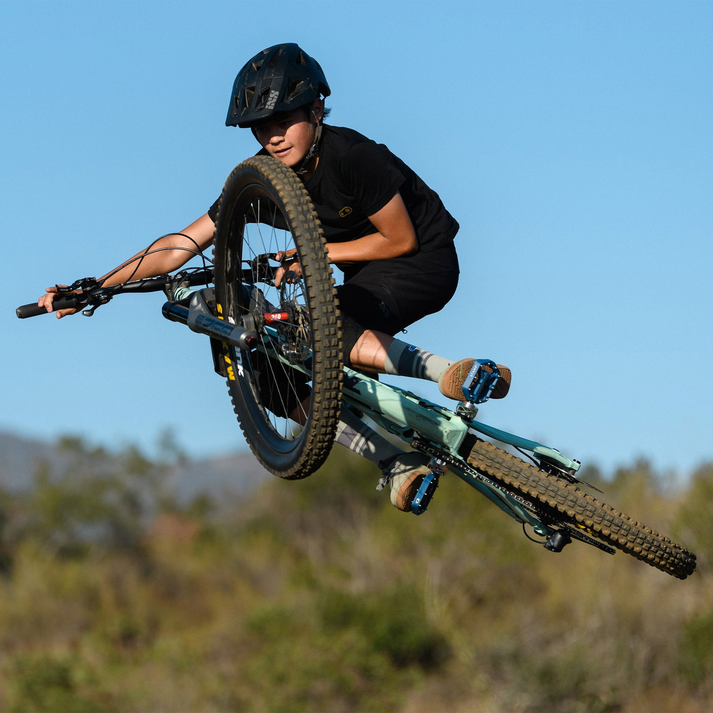 Stamp 1 Gen 2 Large Composite Flat Pedals