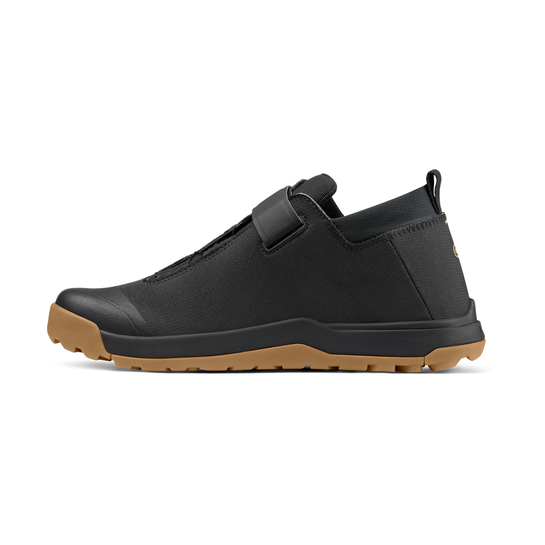 Stamp Trail BOA® Flat Shoes - Black/Gold | Crankbrothers UK