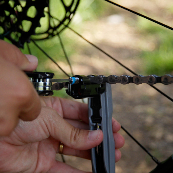 Versatile Chain Tool